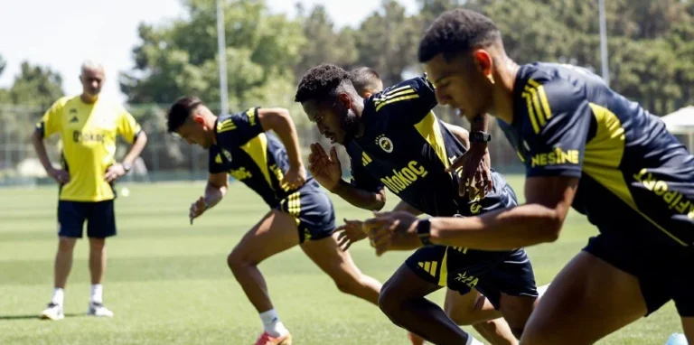 Fenerbahçe’de mesai başladı