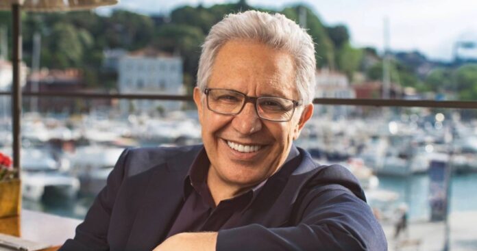 Yeni romanı raflarda