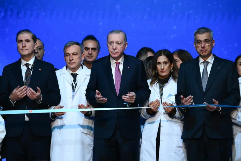 Cumhurbaşkanı Erdoğan, medistate Çekmeköy Hastanesi’nin açılışında konuşma yaptı