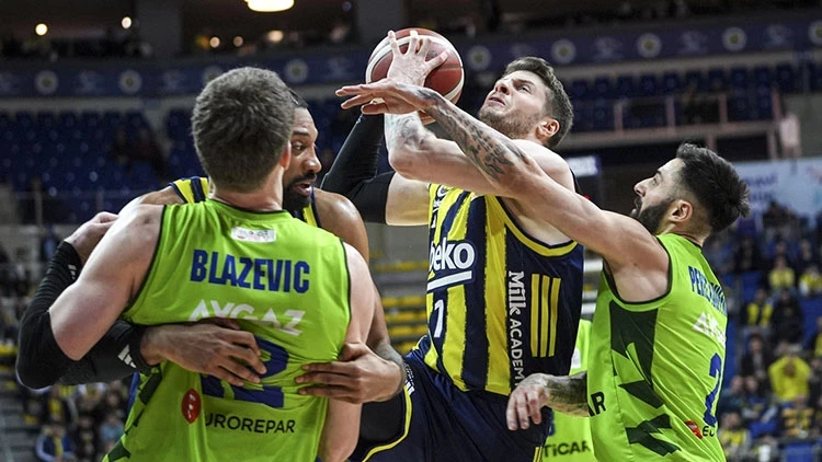 Fenerbahçe Beko, evinde 90 sayıyla kazandı