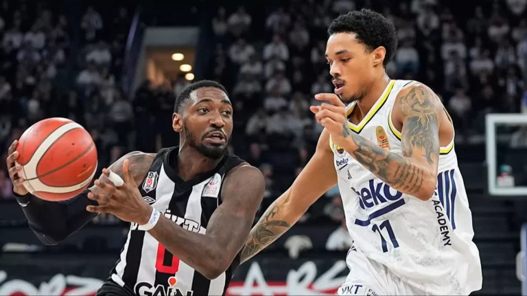 Fenerbahçe Beko derbide Beşiktaş’ı mağlup etti