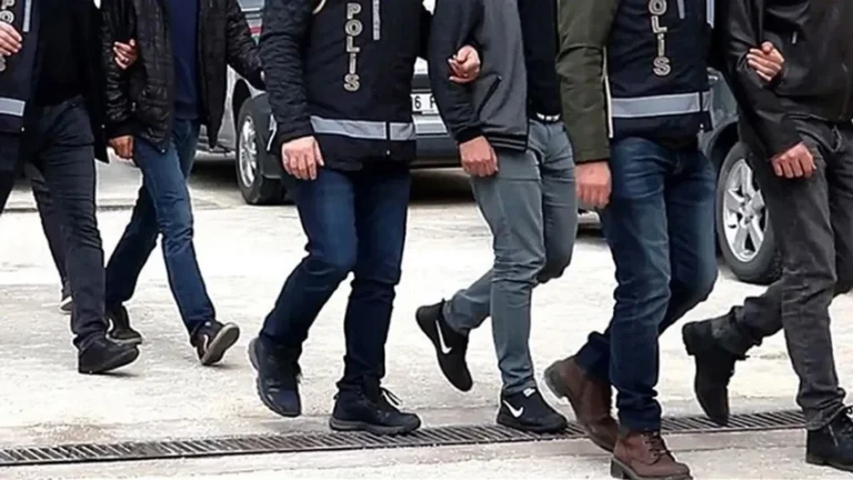 4 ilde uyuşturucu operasyonu: 24 gözaltı