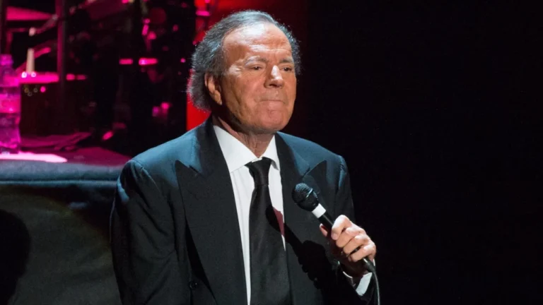 Julio Iglesias’tan taciz iddialarına yanıt
