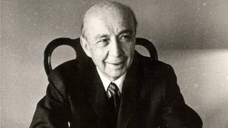 Vehbi Koç vefatının 30. yılında anıldı