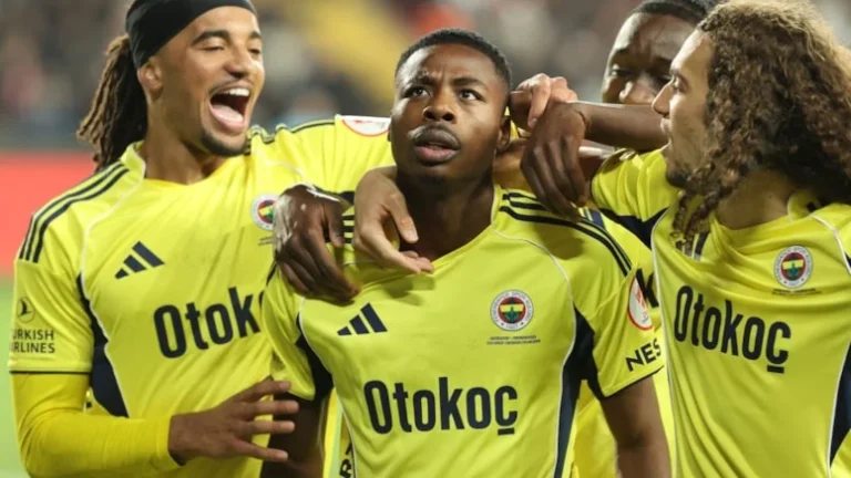 Fenerbahçe Gaziantep FK’yı 4-0 yendi, çeyrek finale yükseldi