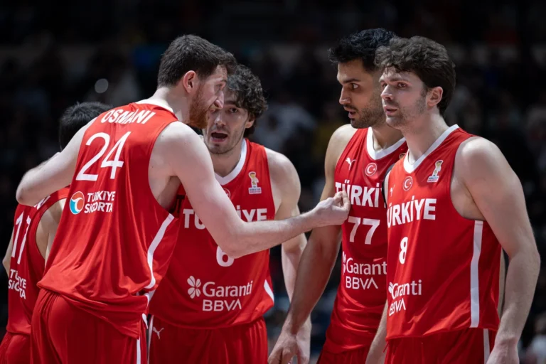 12 Dev Adam Sırbistan’ı deplasmanda devirdi