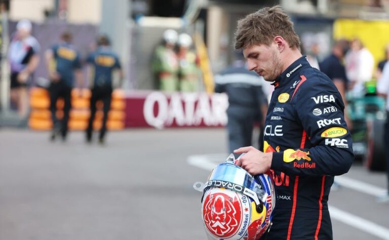 Verstappen’e takımından destek: “Eleştirilerinde haklı”