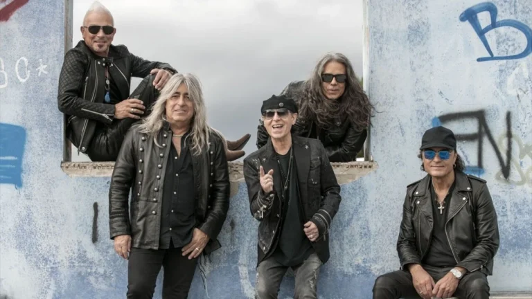 Scorpions’tan mesaj var: ‘Kasırga gibi sallayacağız!’