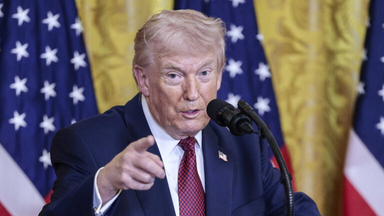 Trump: Gelecek hafta İran’ı çok sert vuracağız