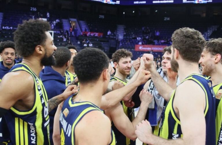 Fenerbahçe Beko deplasmanda kazandı