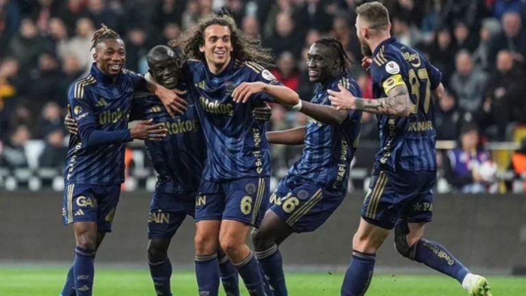Fenerbahçe liderlik için sahada