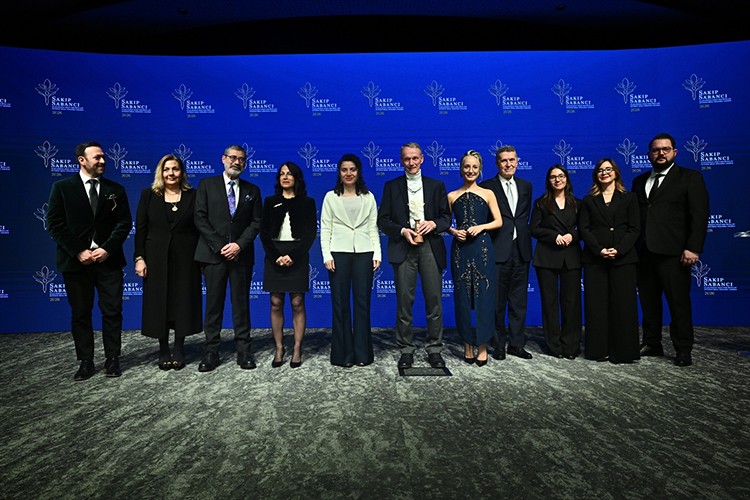 Sabancı ödülle anıldı