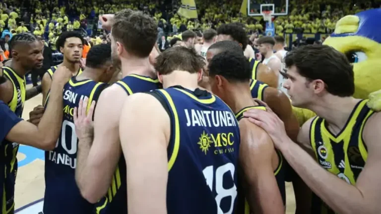 Fenerbahçe Beko, EuroLeague finali için parkede