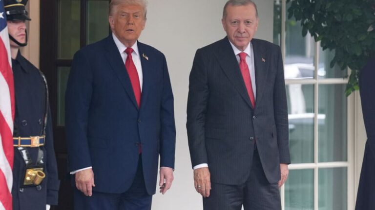 DONALD TRUMP’TAN NATO ZİRVESİ ÖNCESİ TÜRKİYE MESAJI