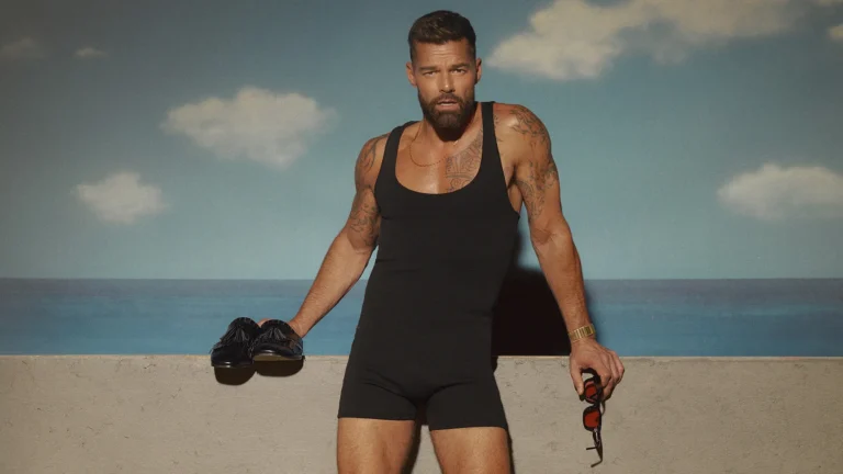 RICKY MARTIN İSTANBUL KONSERİNE HAZIRLANIYOR