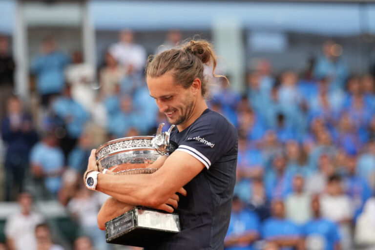 Fransa Açık’ta şampiyon Zverev! İlk Grand Slam zaferine ulaştı