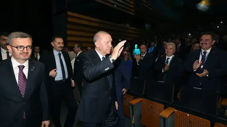 CUMHURBAŞKANI RECEP TAYYİP ERDOĞAN GÜNDEMİ DEĞERLENDİRDİ