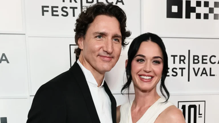 ESKİ KANADA BAŞBAKANI JUSTIN TRUDEAU AŞKI İÇİN ZIPLADI