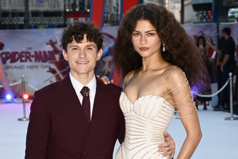 TOM HOLLAND VE ZENDAYA ÇİFTİ GALAYA KATILDI