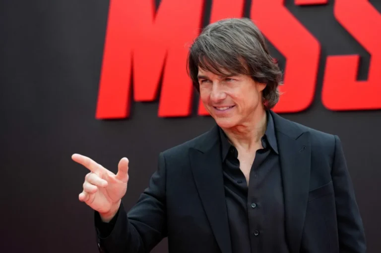 TOM CRUISE AŞK HAYATINDA ARADIĞINI BULAMIYOR