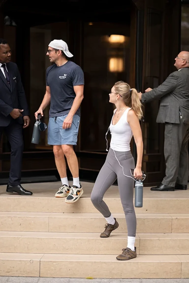 GIGI HADID VE BRADLEY COOPER PARMAKLARINDA ALYANSLA GÖRÜLDÜ
