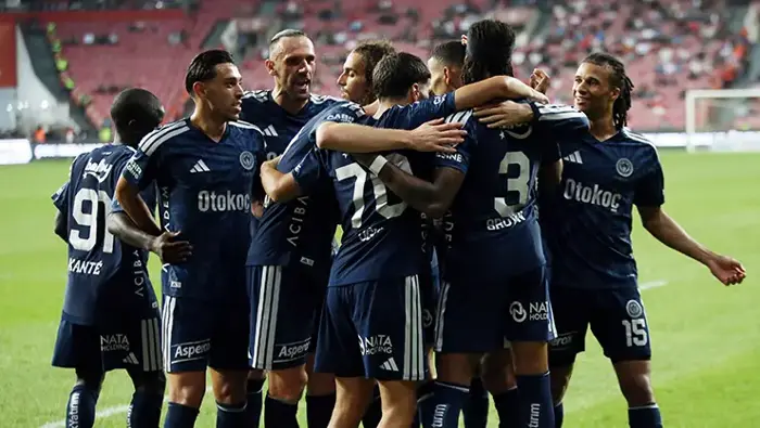FENERBAHÇE DEPLASMANDAN 2-0 GALİBİYETLE DÖNDÜ