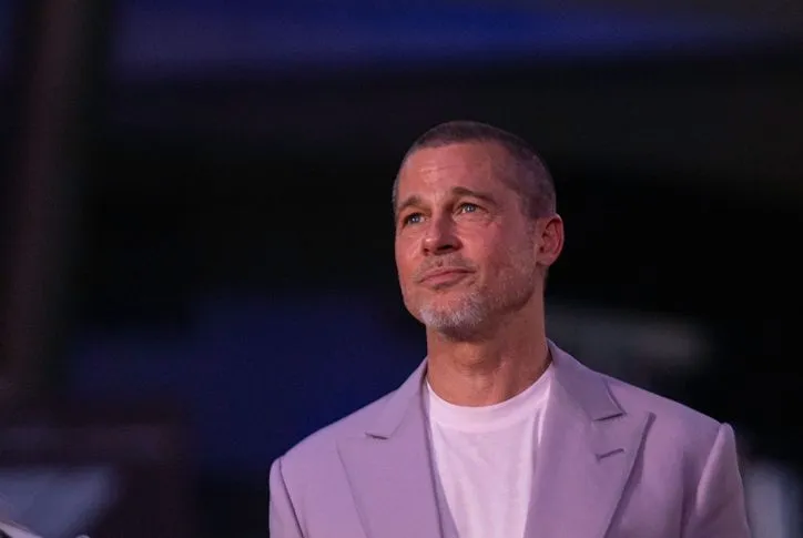 BRAD PITT AİLESİNİ DAĞITTI, İNTİHARA YÖNELDİ