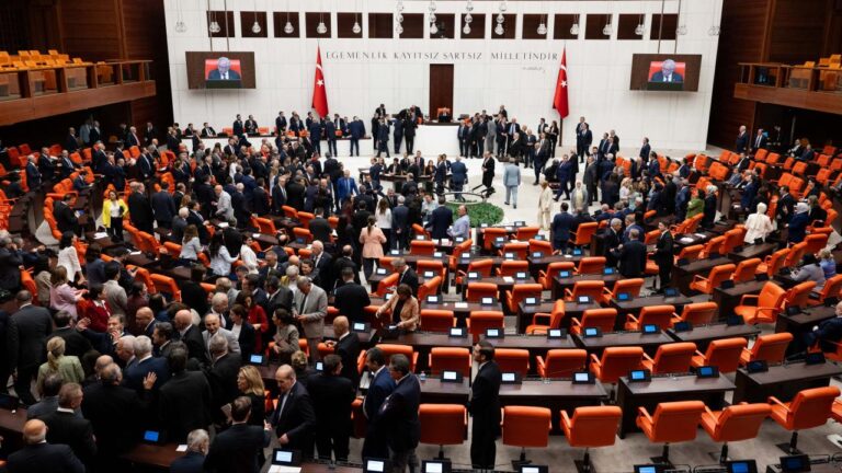 TERÖRSÜZ TÜRKİYE YASASI MECLİS’TEN GEÇTİ